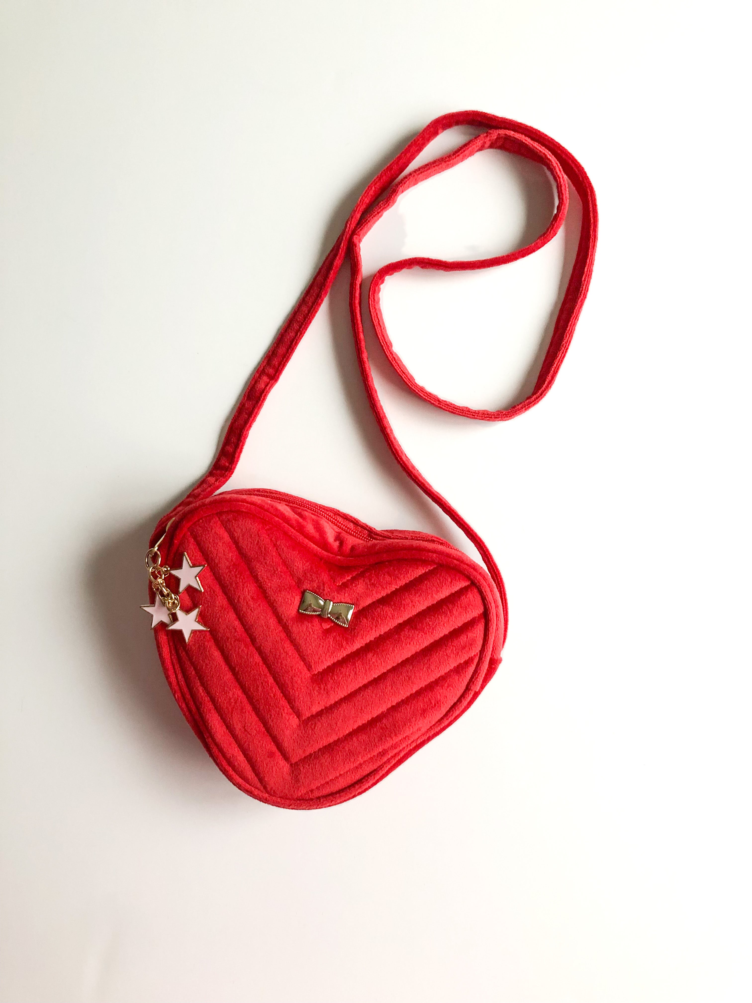 Heart bag | Heart shaped bag, Girls bags, Red handbag